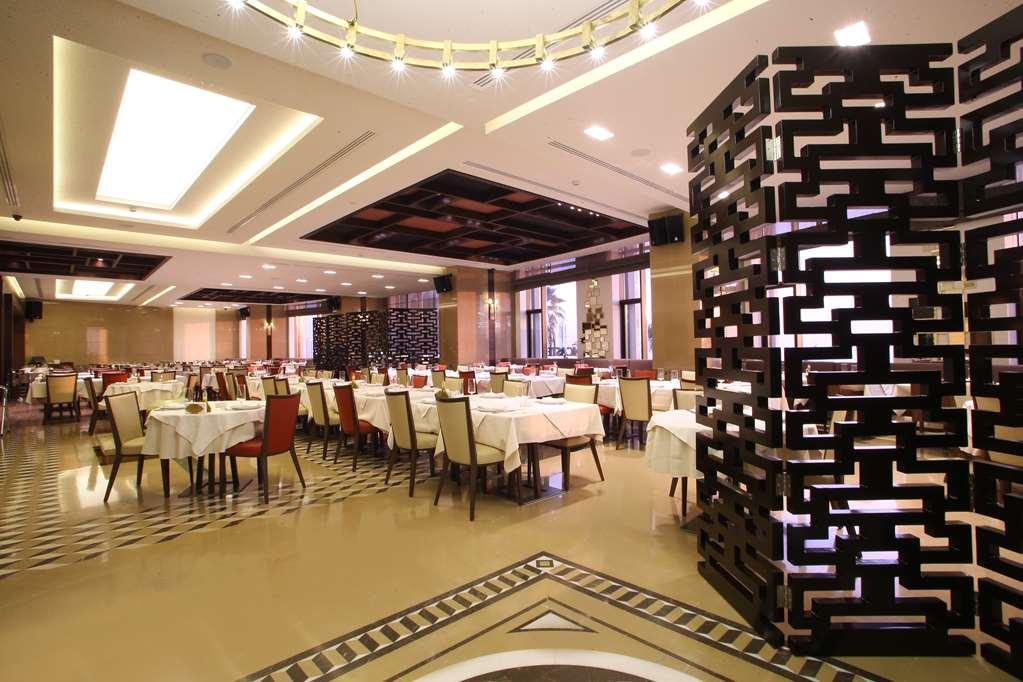 Lancaster Raouche Hotel Beirut Restaurant foto